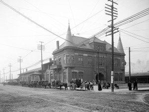 Calhoun Street Train Station, 1906